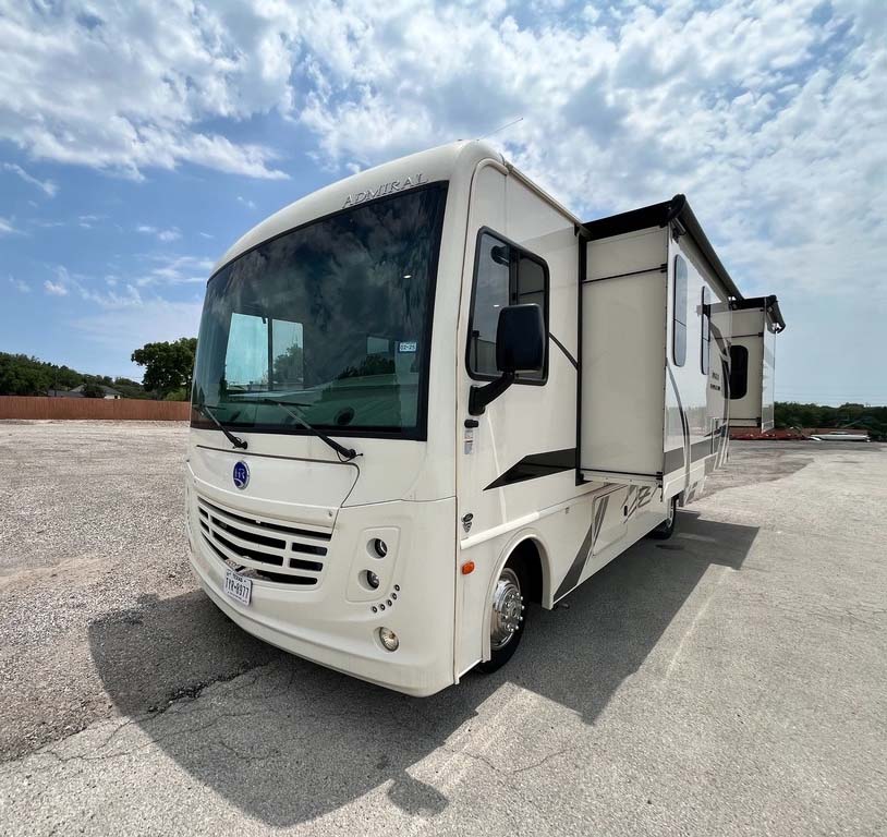 2021 Holiday Rambler Admiral 28A